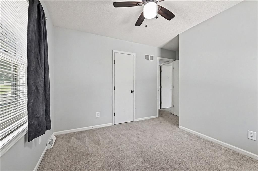 1720 Regency Drive — photo 14