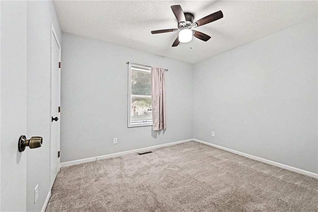 1720 Regency Drive — photo 16