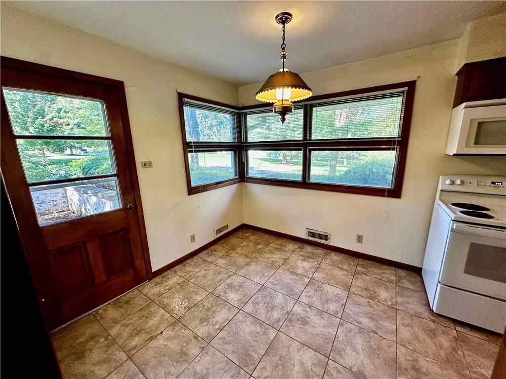 403 Lawn Avenue — photo 12