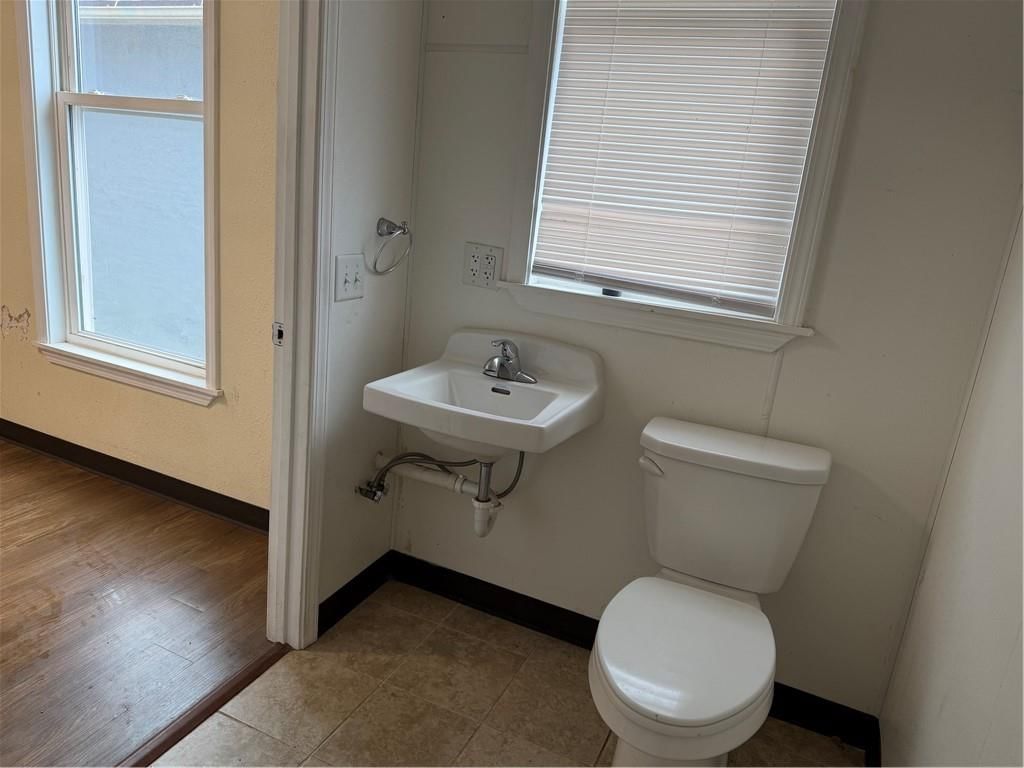 904 Vine Street — photo 11