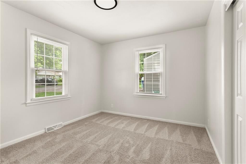 8809 E 71st Terrace — photo 17