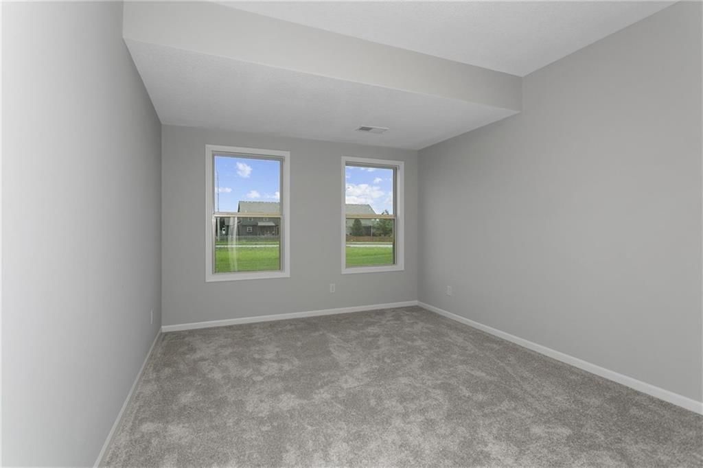 11016 N Corrington Avenue — photo 24