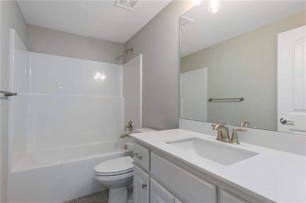 11010 N Corrington Avenue — photo 23