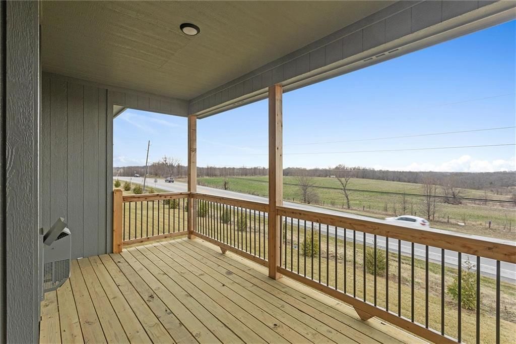 11010 N Corrington Avenue — photo 27