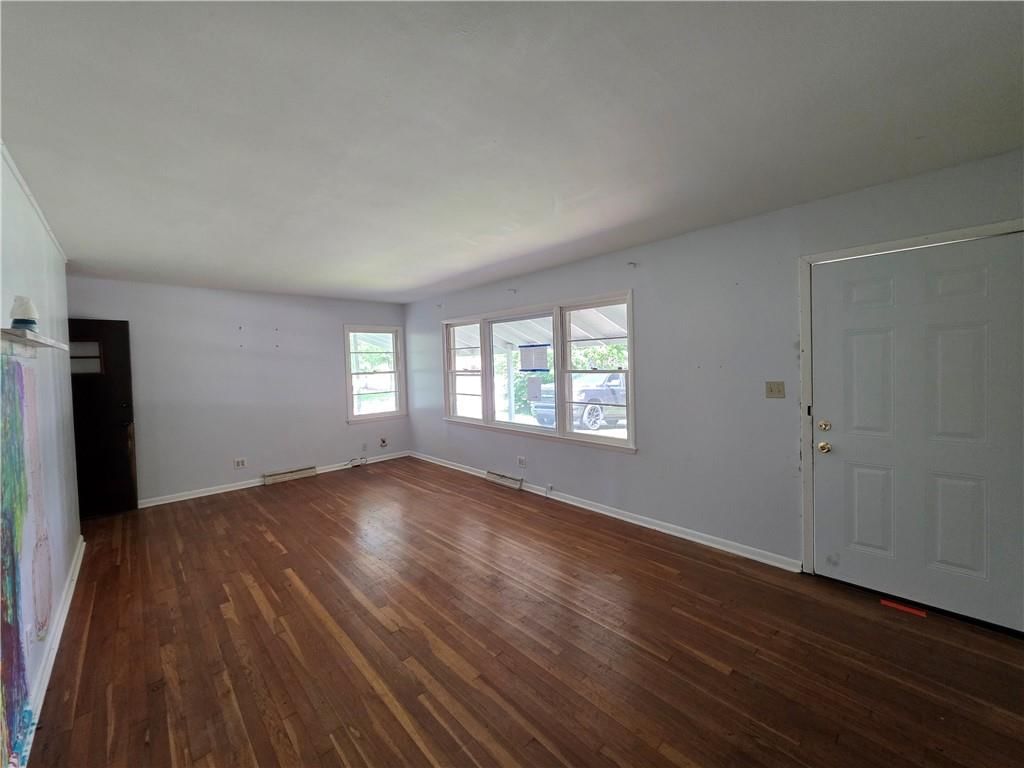 1706 S Eddy Street — photo 7