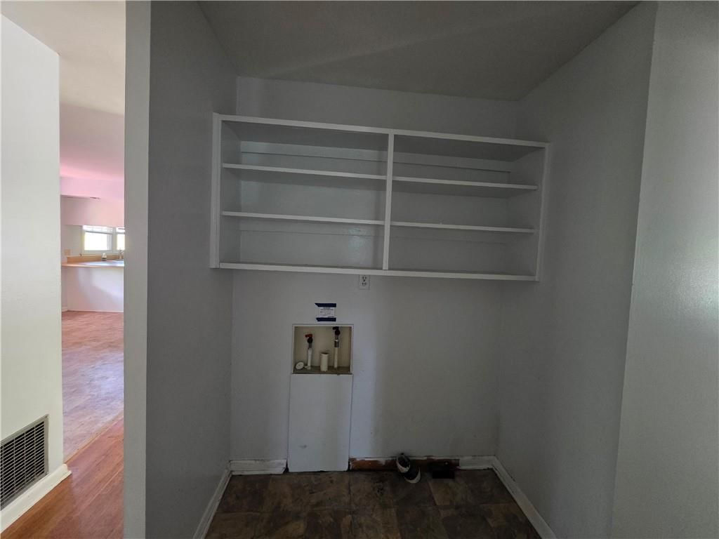 1706 S Eddy Street — photo 14