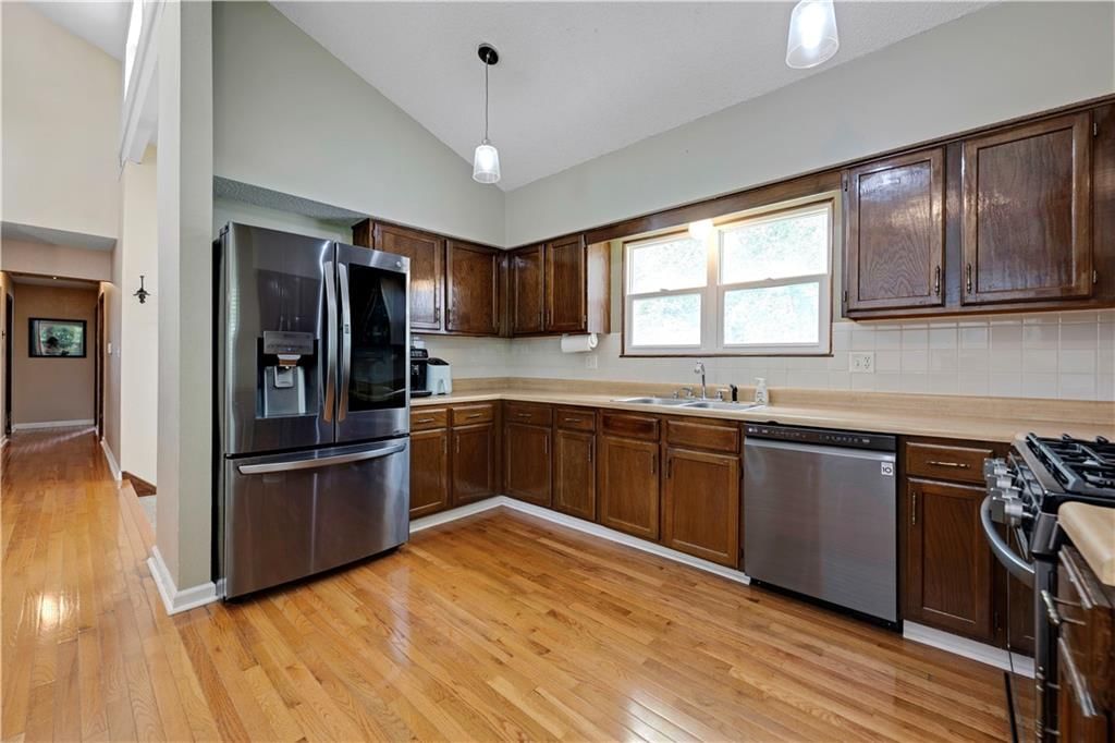 16110 W Indian Creek Parkway — photo 9