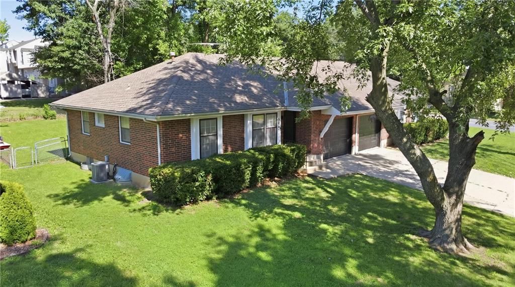 5900 Westridge Road — photo 3