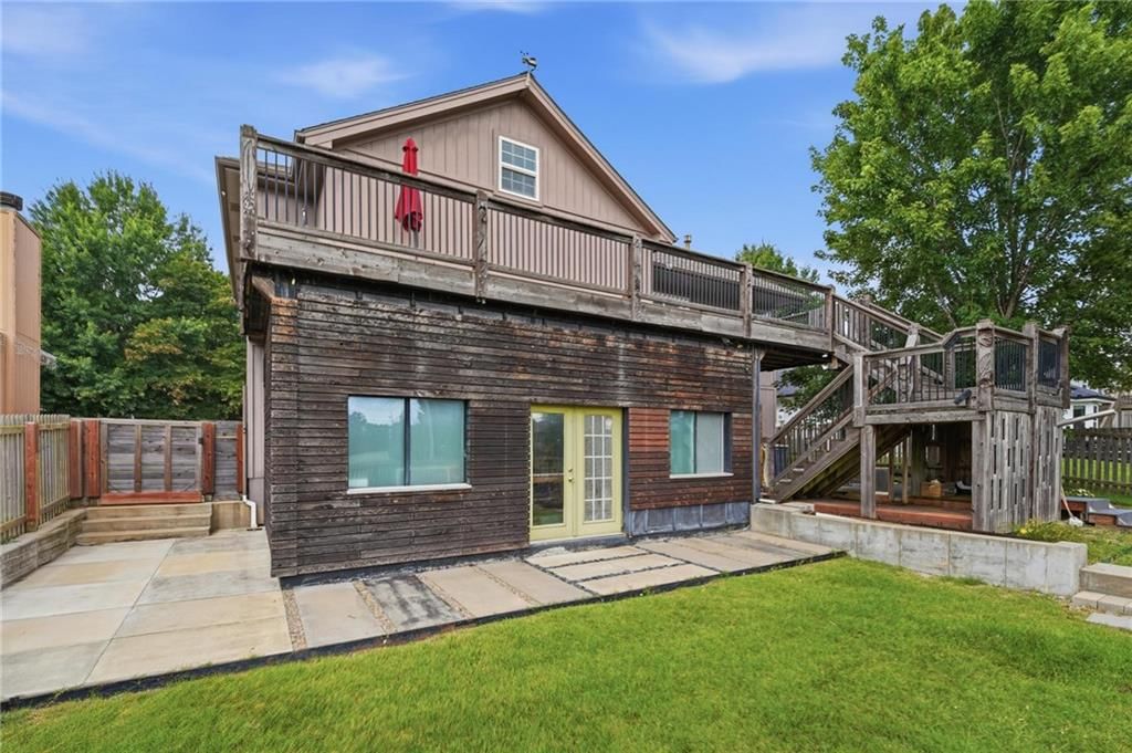 813 SW WOODLAND Drive — photo 35