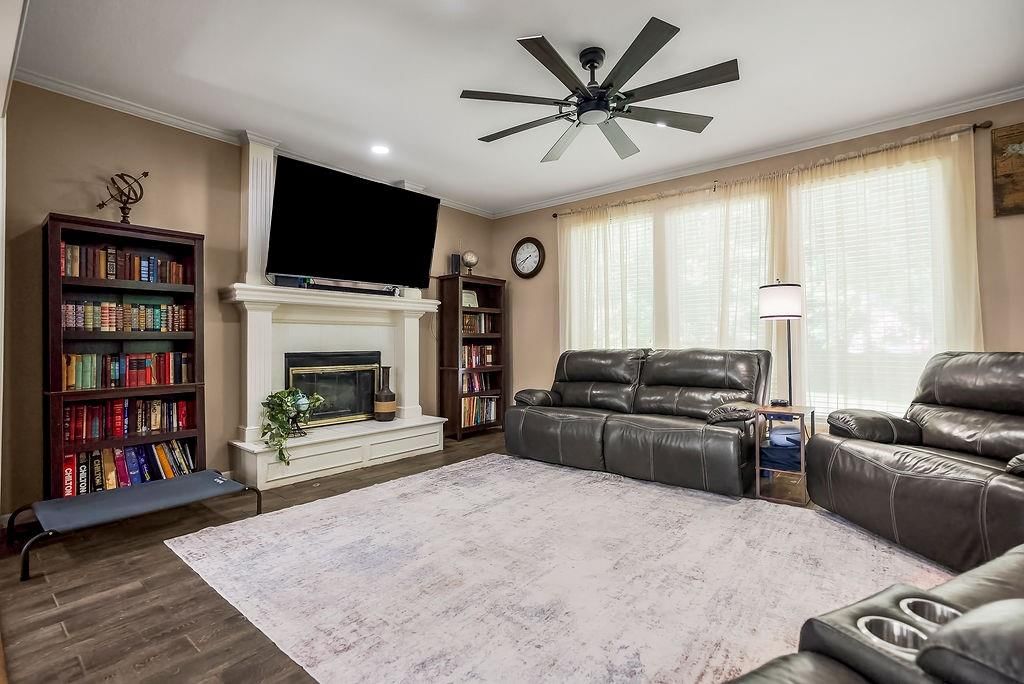 7929 W 155th Place — photo 3