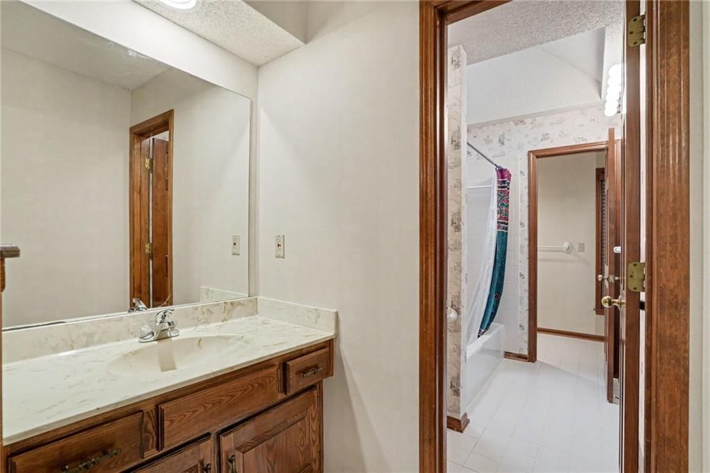 109 NW 44th Street — photo 23