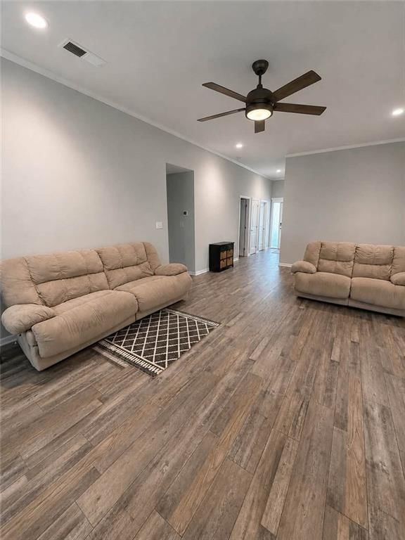 1812 N Crane Lane — photo 3