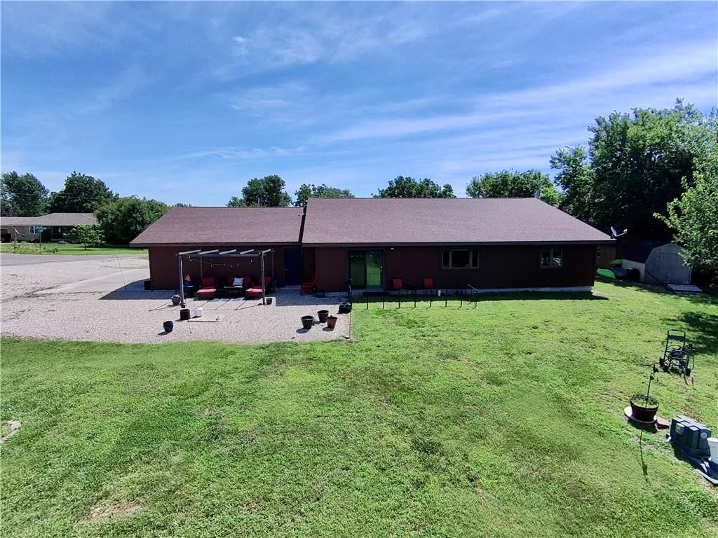 121 Johnny Street, Burlington, KS