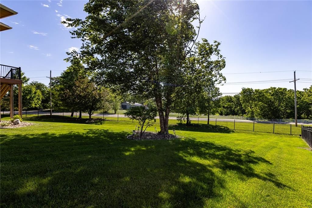 4915 NE 91st Terrace — photo 38