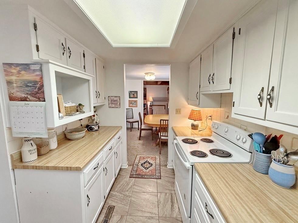 628 W Arch Street — photo 8