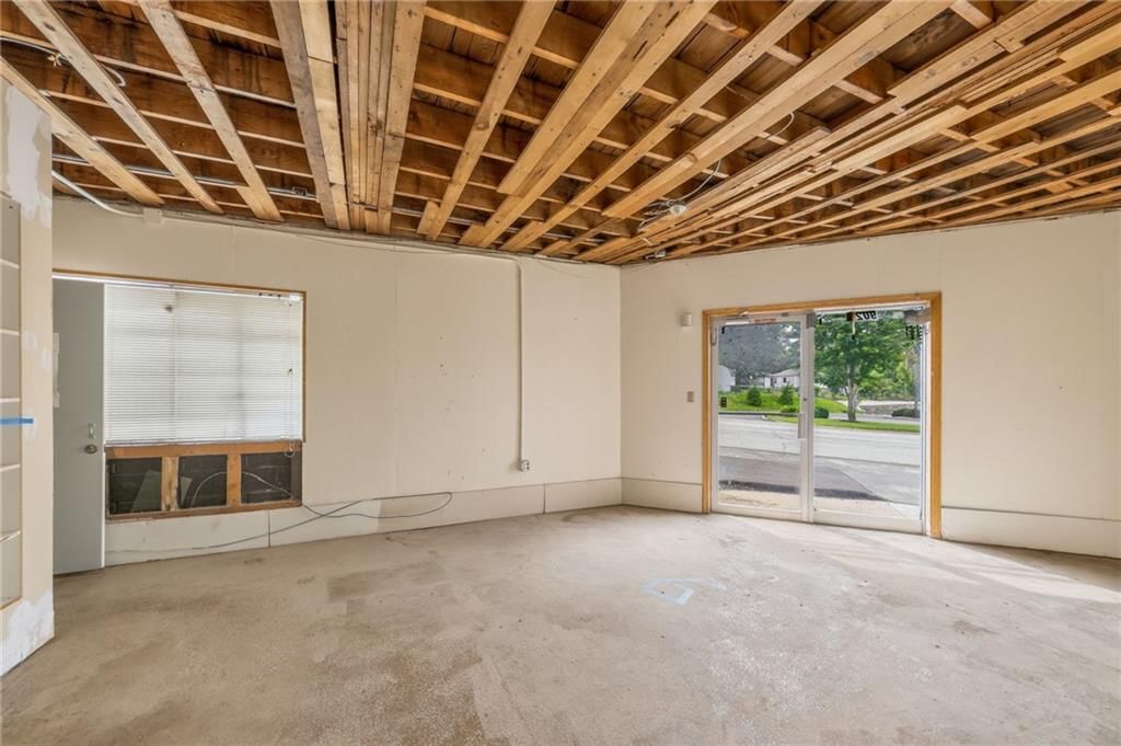 902 W Liberty Drive — photo 8
