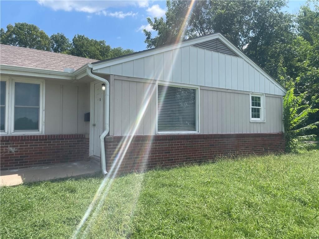 5941 Raytown Road — photo 4
