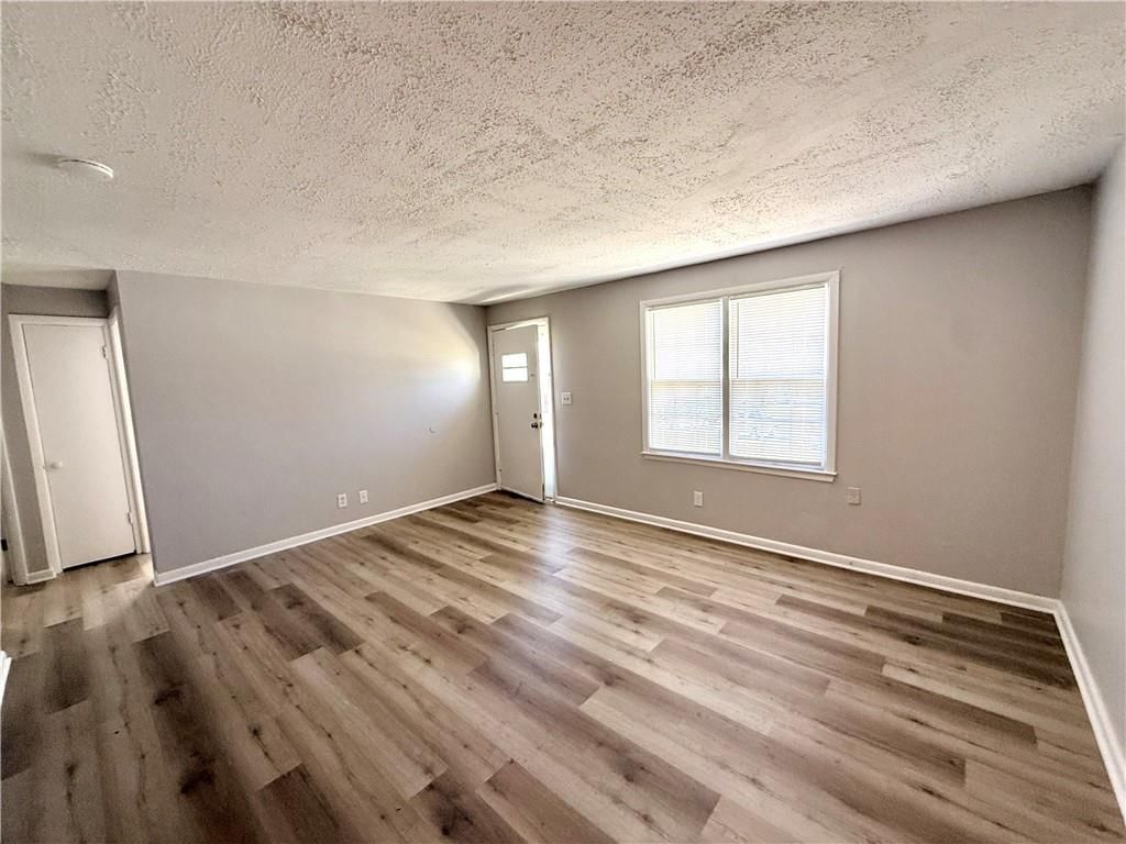5941 Raytown Road — photo 10