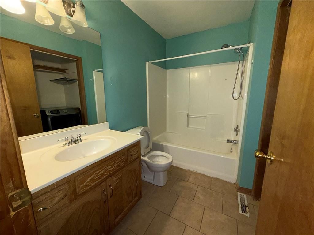 1500 NE Bronze Drive — photo 10