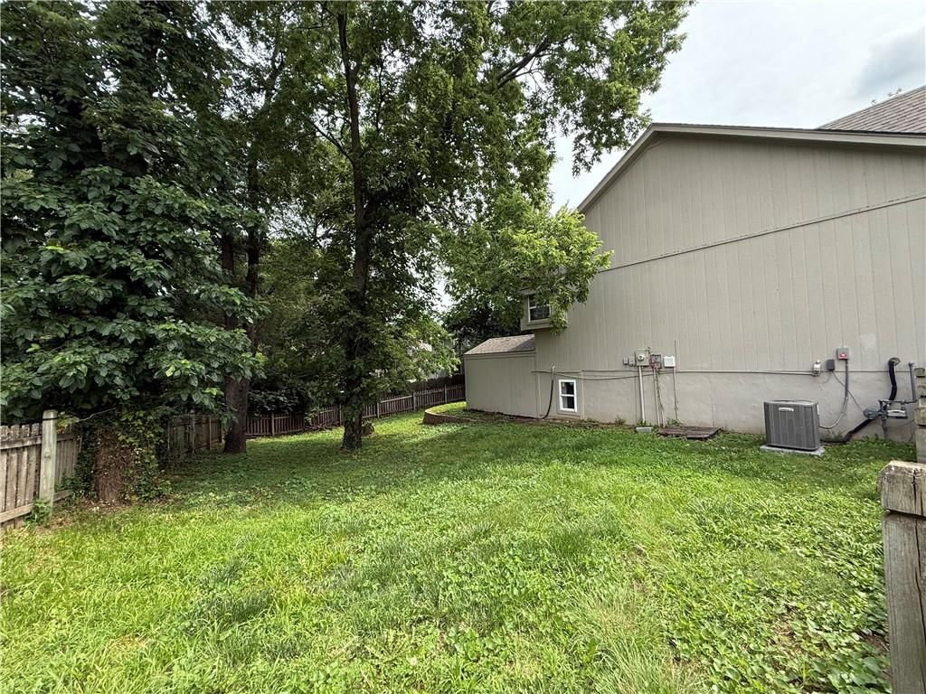 1500 NE Bronze Drive — photo 18