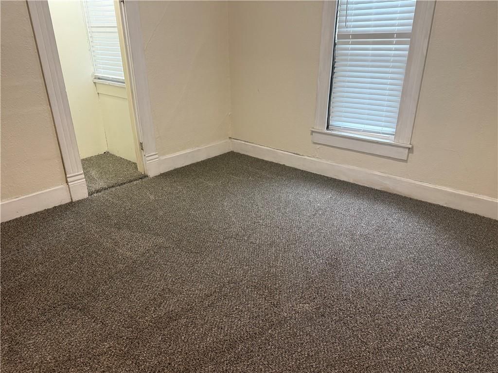 602 N Catalpa Street — photo 7