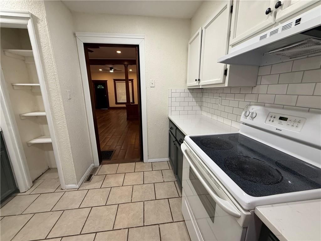 602 N Catalpa Street — photo 11