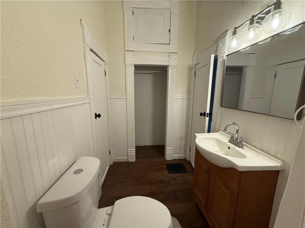 602 N Catalpa Street — photo 17
