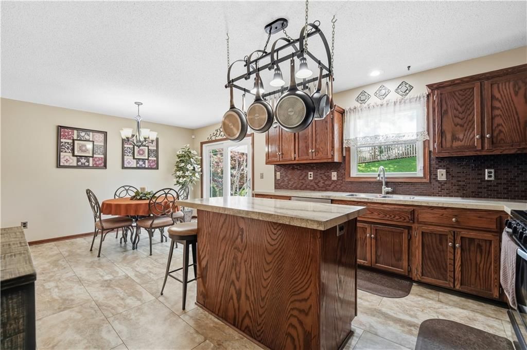 1404 Fox Run Trail — photo 10