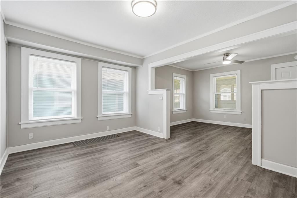 5423 Wabash Avenue — photo 13