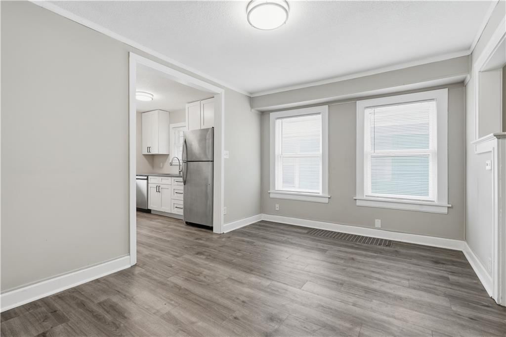 5423 Wabash Avenue — photo 16