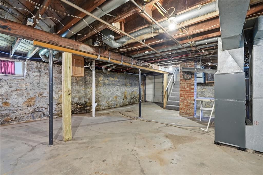 5423 Wabash Avenue — photo 24