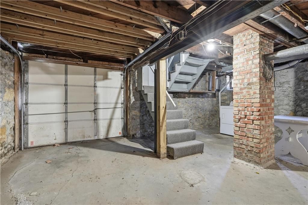 5423 Wabash Avenue — photo 25