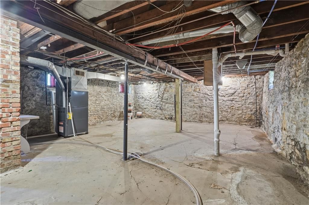5423 Wabash Avenue — photo 27