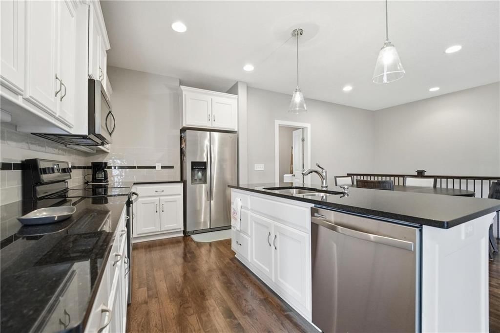 Photo 9 of 51 - 9402 N Bradford Avenue, Kansas City, MO 64154