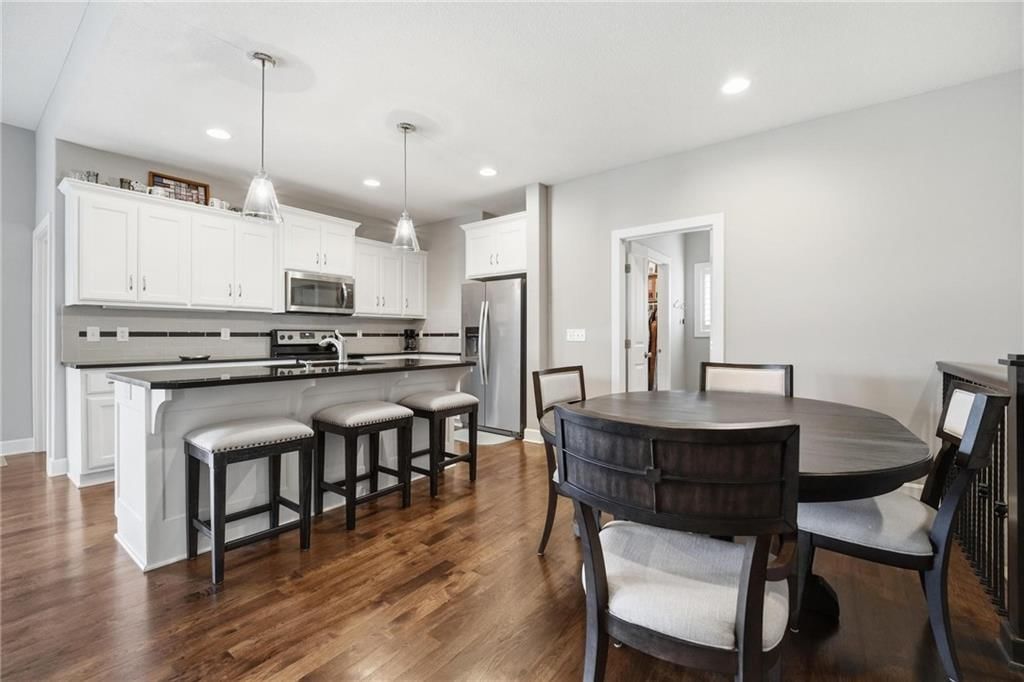 Photo 15 of 51 - 9402 N Bradford Avenue, Kansas City, MO 64154