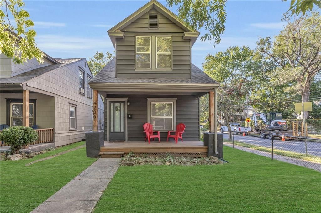 4202 Bell Street — photo 2