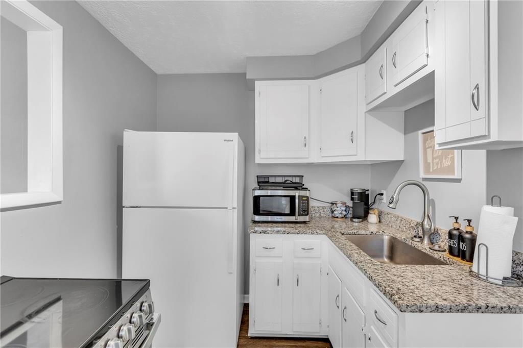 4202 Bell Street — photo 6