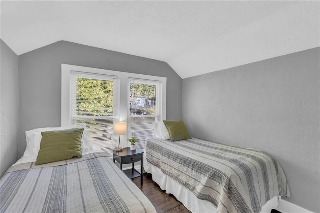 4202 Bell Street — photo 24