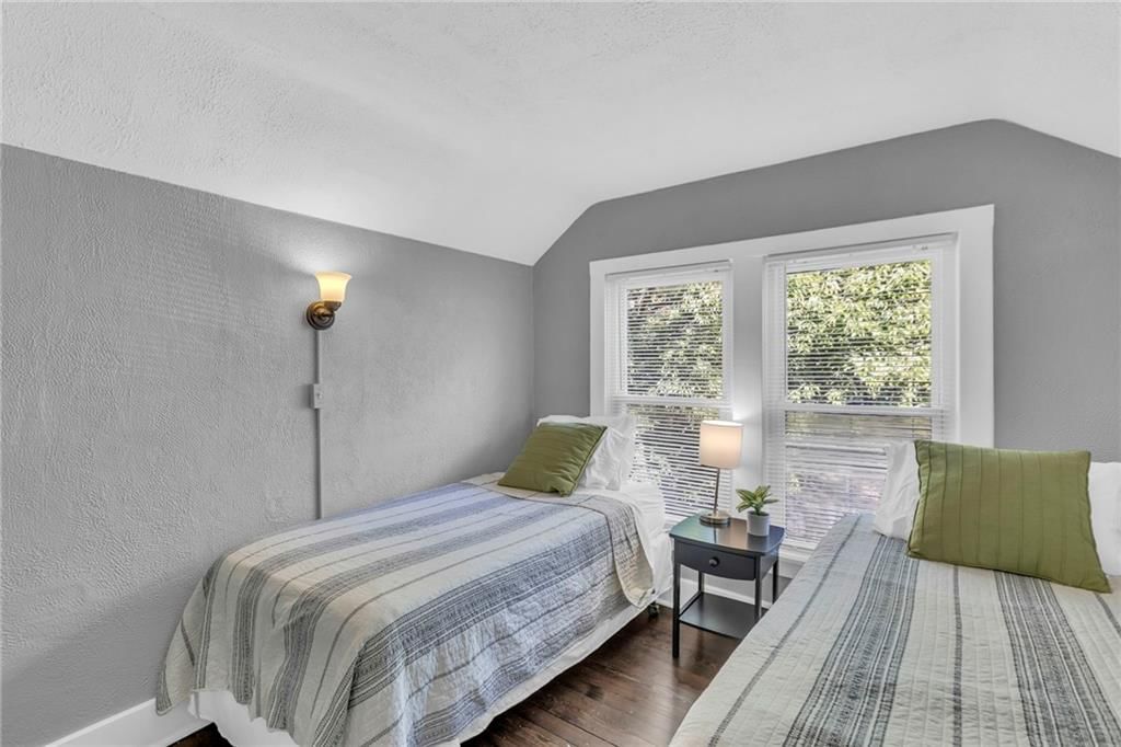 4202 Bell Street — photo 25