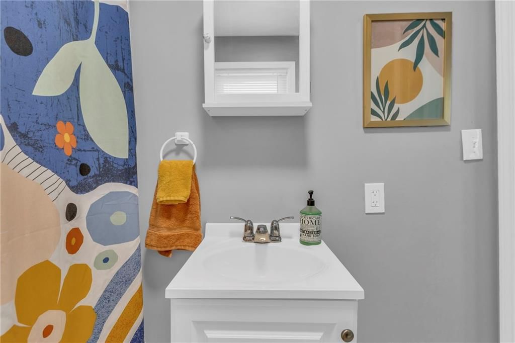 4202 Bell Street — photo 43