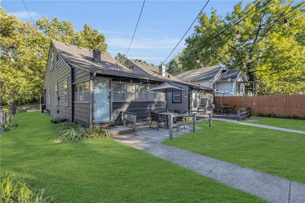 4202 Bell Street — photo 50