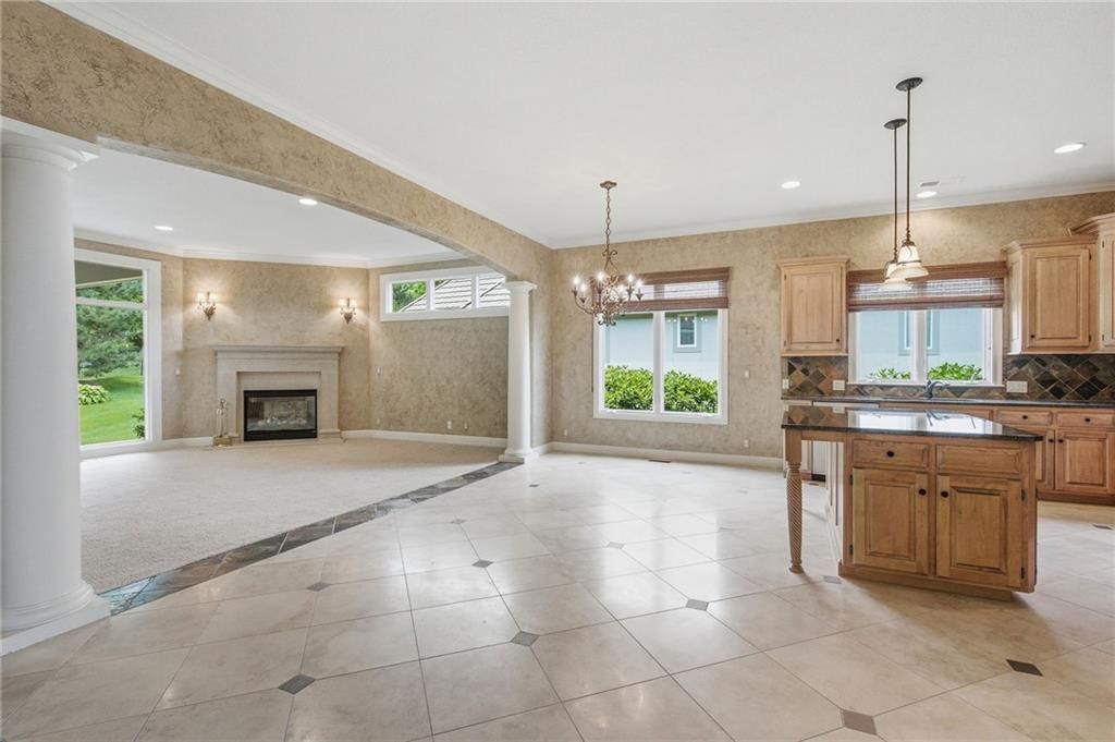15212 Fontana Street — photo 7