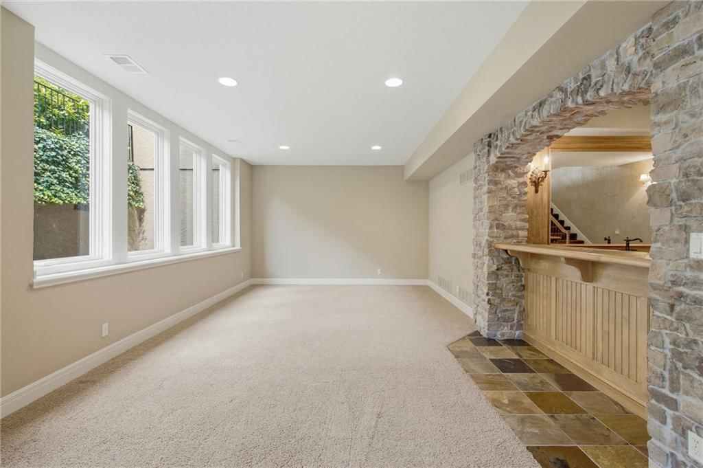 15212 Fontana Street — photo 35