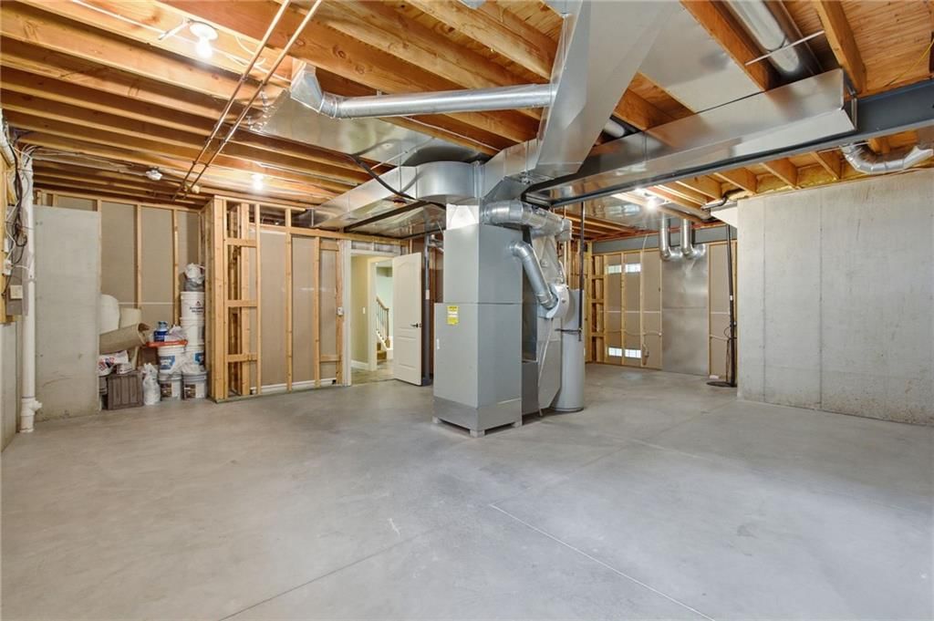 15212 Fontana Street — photo 53