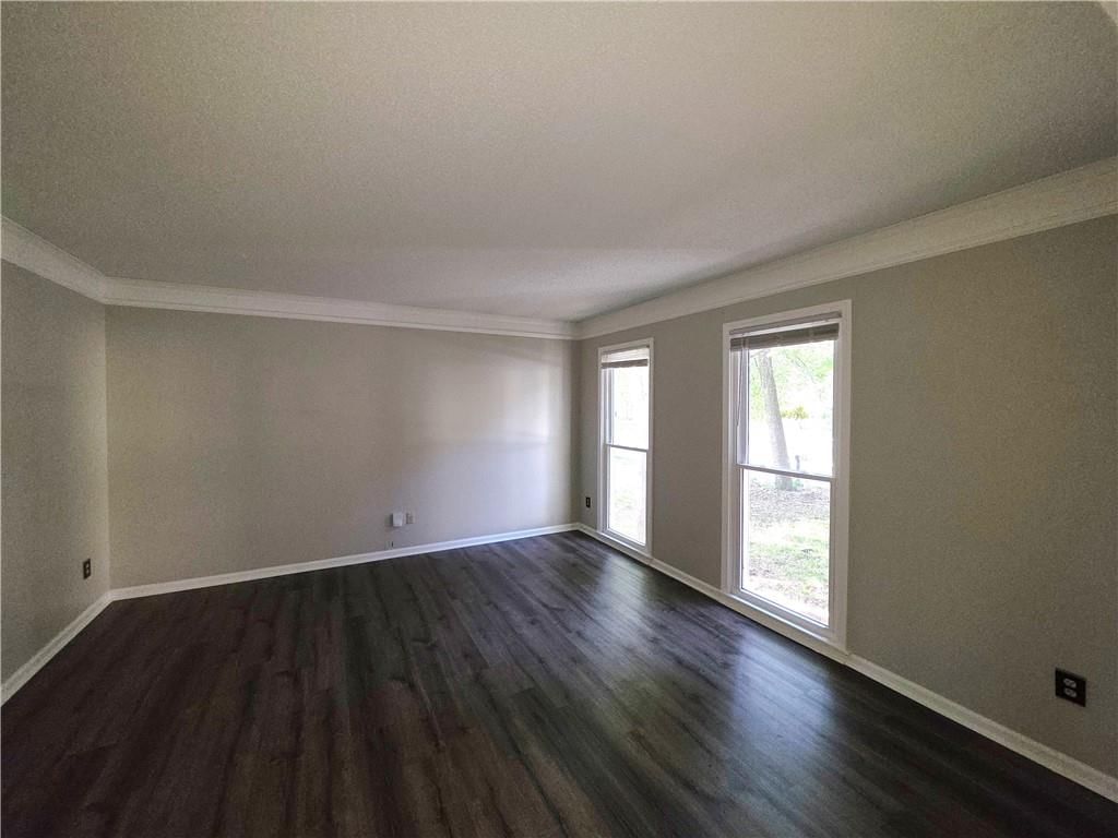 12618 W 69th Street — photo 4