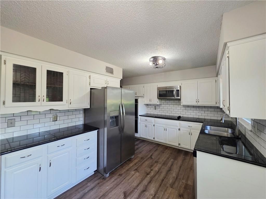 12618 W 69th Street — photo 12