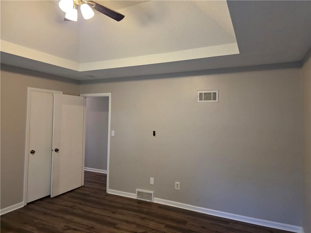 12618 W 69th Street — photo 21