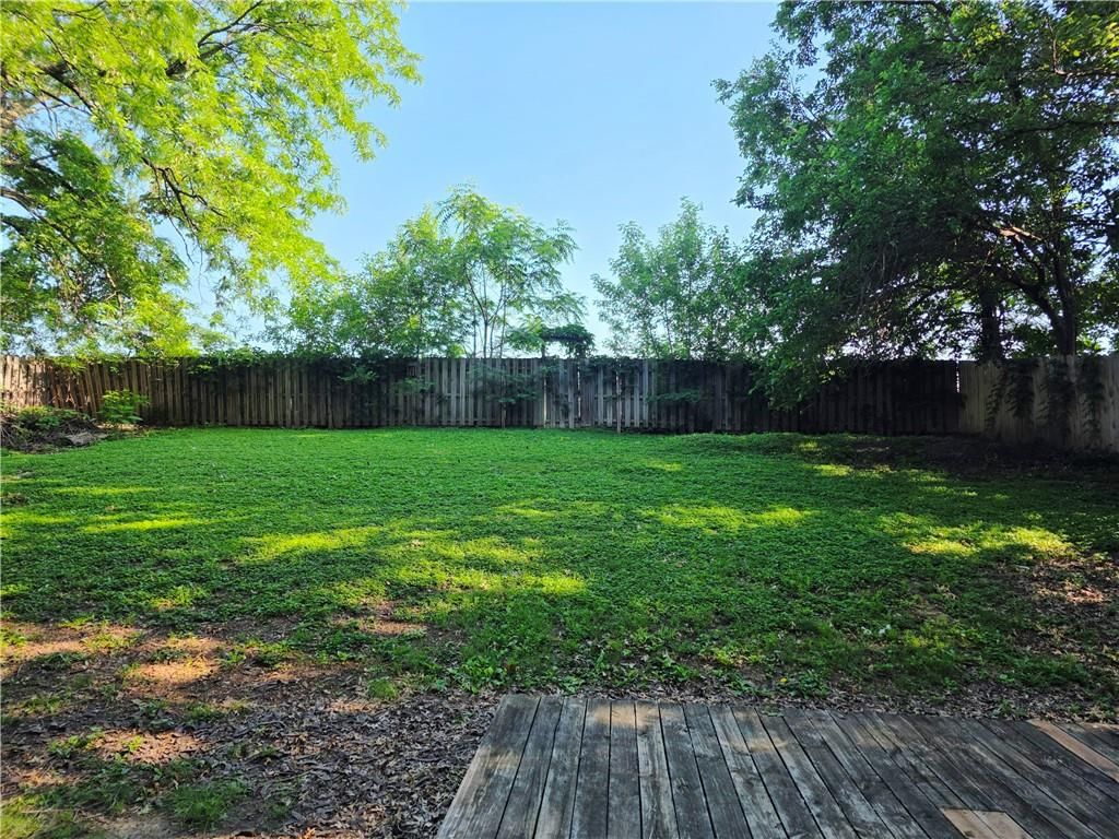 12618 W 69th Street — photo 34