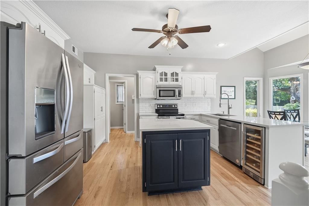 5114 W 156th Street — photo 3