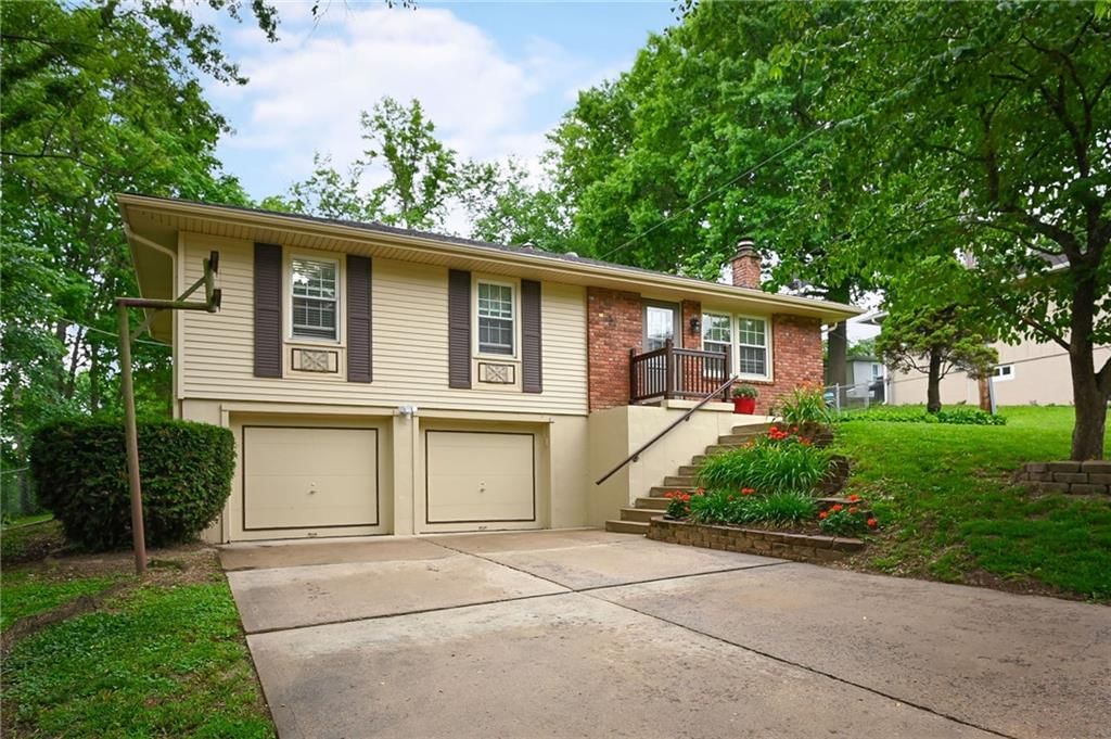12709 E Silver Lane — photo 1